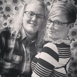 Meet your Posher, Candas